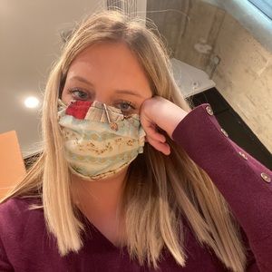 Meet your Posher, Mikaela